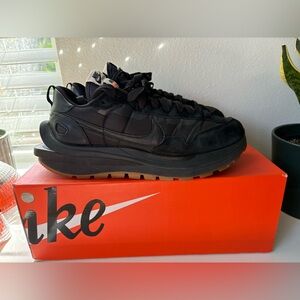 Nike Vaporwaffle Sacai Black Gum